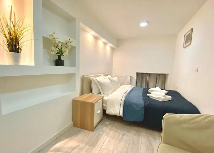 Cozy 3-bedroom In The Center Apartament Budapeszt